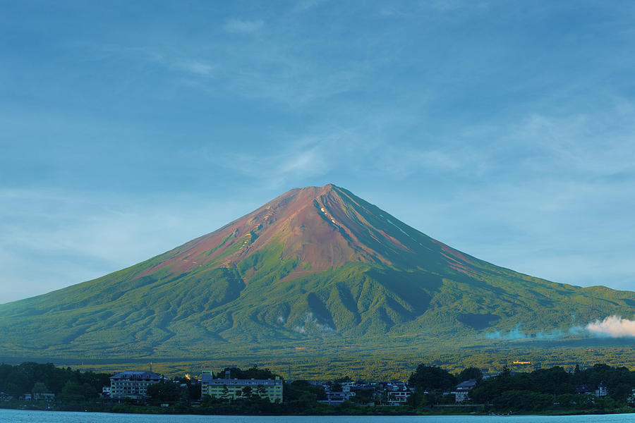 The Bare Slopes of Mt. Fuji Tell the Same Story as LNG: A Climate Reality&nbsp;Check